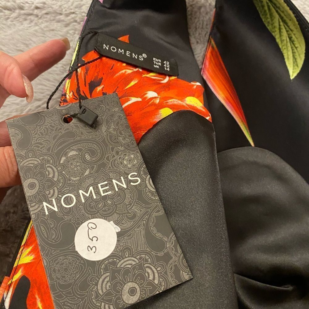 Nomens floral satin dress, size Uk16( US12) - Picture 10 of 10